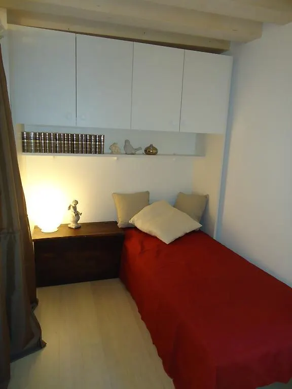 Ca' Dei Carpini Apartment Venice Italy